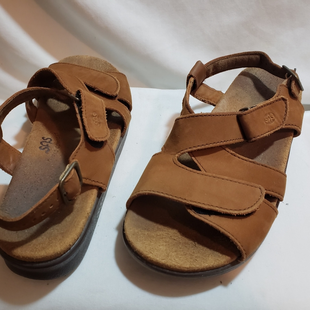 SAS Womens Huggy Footbed Sandals Caramel Sz 10